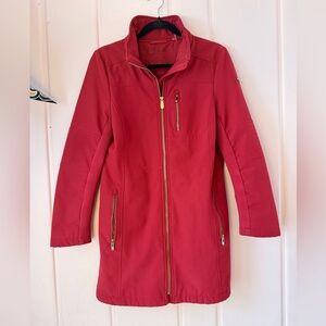 Calvin Klein Women's wind/rain Jacket in Vibrant Red 4 way stretch